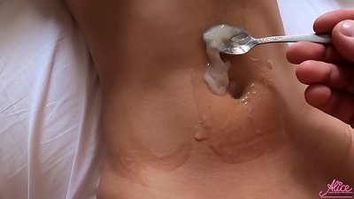 Mmekọahụ dị omimi na mmekọahụ nso nso - spam na-eri